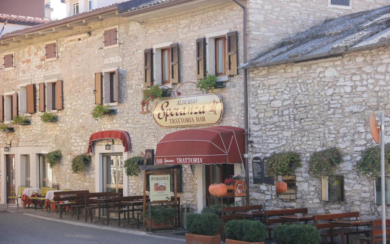 Albergo Speranza Spiazzi Di Monte Baldo Spiazzi Di Caprino Exteriér fotografie